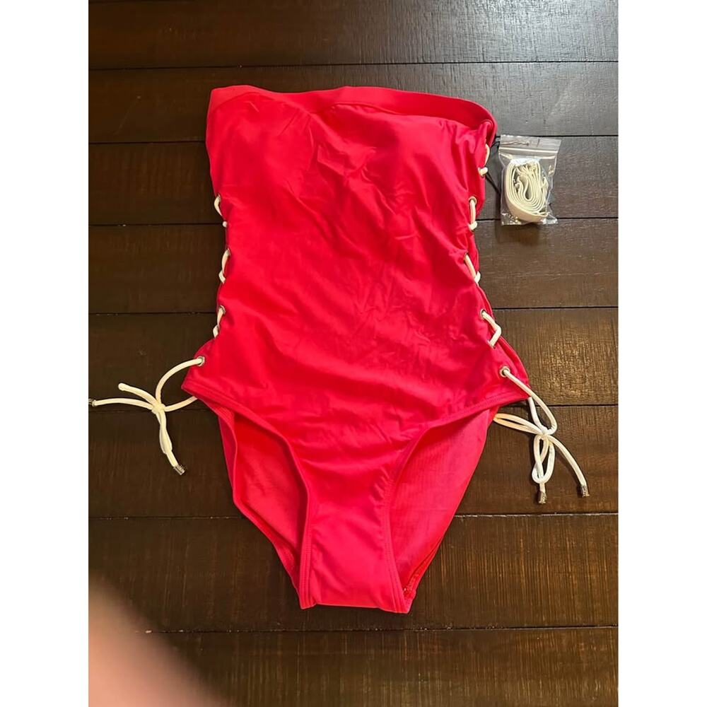 Women’s size 6 one piece swim suit